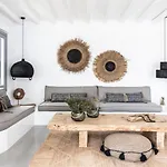 Vila Nesea Sifnos - Luxury Residences *